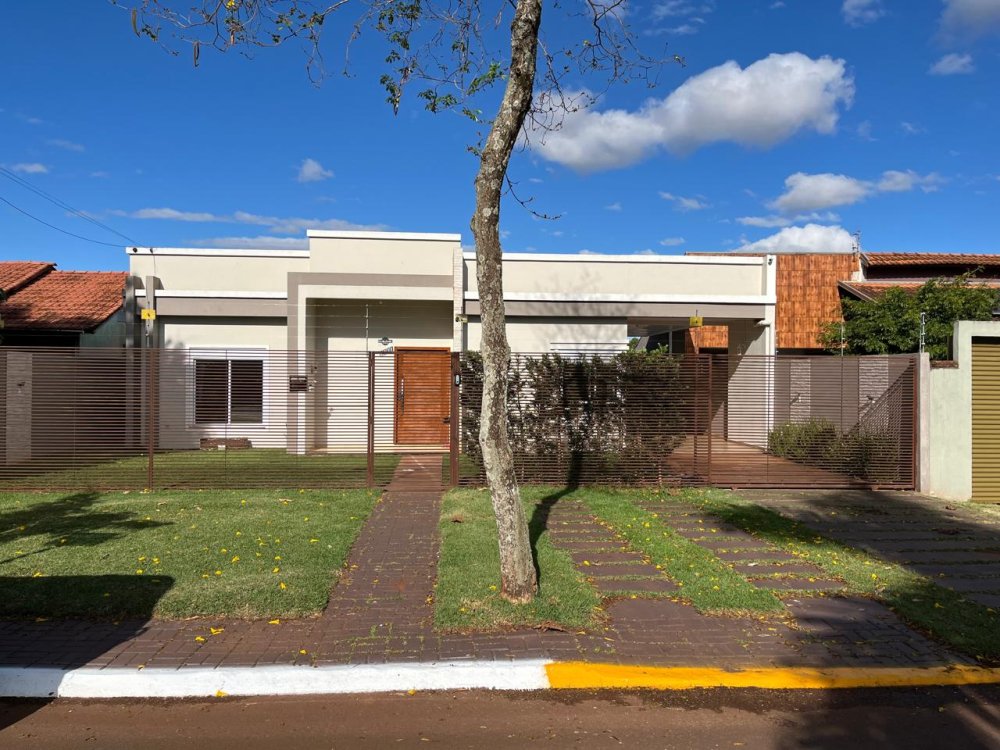 Casa Alto Padrão - Venda - Cidade Alta - Santa Helena - PR