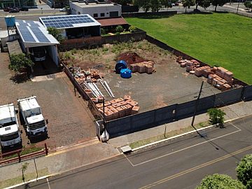Terreno Comercial no centro Rua Paraguai Santa Helena pr